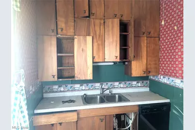 5779 Greer Road SE, Uhrichsville, OH 44683 - Photo 22