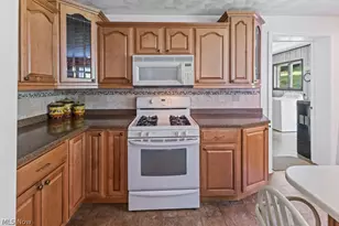 66 Laurelwood Pl, Weirton, WV 26062 - Photo 14