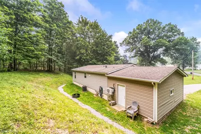 3306 Sycamore Drive, New Waterford, OH 44445 - Photo 30