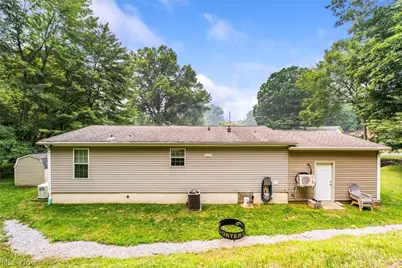 3306 Sycamore Drive, New Waterford, OH 44445 - Photo 28
