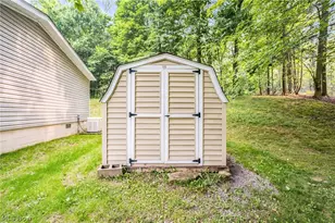3306 Sycamore Dr, New Waterford, OH 44445 - Photo 4