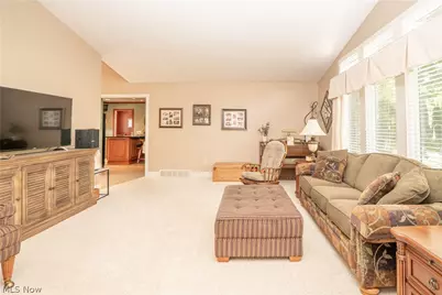 6215 Bayside Street NW, Canton, OH 44718 - Photo 22