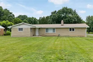 6323 Middlebranch Ave NE, Canton, OH 44721 - Photo 1