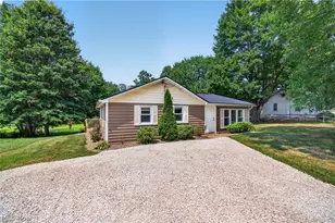 1240 Aberth Dr, Akron, OH 44320 - Photo 1