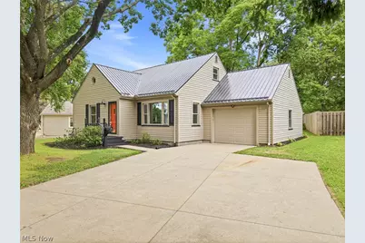 219 Aldrich Road, Youngstown, OH 44515 - Photo 2