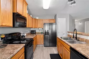 880 Starr Ridge St SE, Massillon, OH 44646 - Photo 10