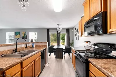 880 Starr Ridge Street SE, Massillon, OH 44646 - Photo 12
