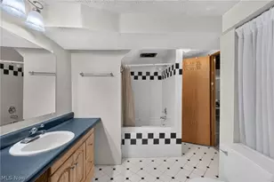7171 Rustic Oval, Green Hills, OH 44131 - Photo 22