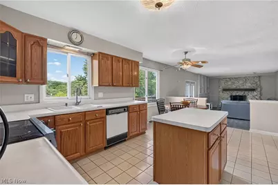 7171 Rustic Oval, Green Hills, OH 44131 - Photo 10