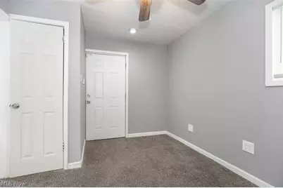 13814 Durkee Avenue, Loveland, OH 44105 - Photo 4