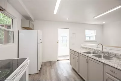 13814 Durkee Avenue, Loveland, OH 44105 - Photo 16