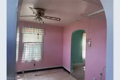 456 W New York Avenue, Sebring, OH 44672 - Photo 8