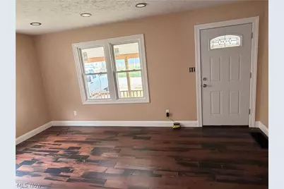 1690 Coventry Street, Akron, OH 44301 - Photo 2