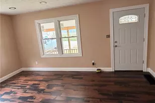 1690 Coventry St, Akron, OH 44301 - Photo 2