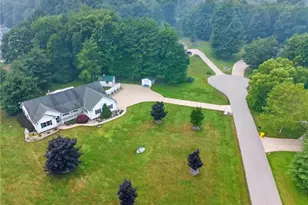2940 Corries Way, Conneaut, OH 44030 - Photo 2