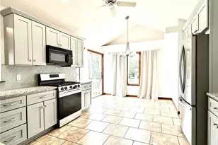 7673 Buchanan Dr, Youngstown, OH 44512 - Photo 8
