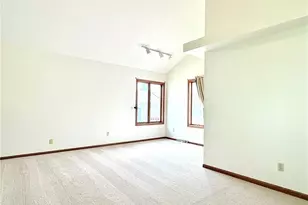 7673 Buchanan Dr, Youngstown, OH 44512 - Photo 10