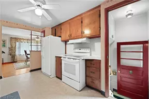 12890 Edison St NE, Alliance, OH 44601 - Photo 14