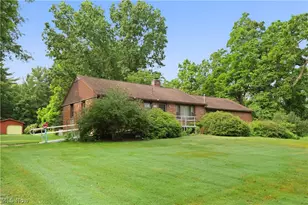 12890 Edison St NE, Alliance, OH 44601 - Photo 2