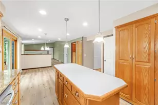 7351 Ashburton Cir NW, North Canton, OH 44720 - Photo 10