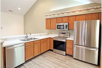 4216 Tannybrooke Lane NW #12B, Canton, OH 44718 - Photo 8