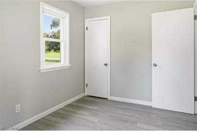 734 Pasadena Avenue, Youngstown, OH 44502 - Photo 14