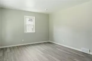 734 Pasadena Ave, Youngstown, OH 44502 - Photo 4