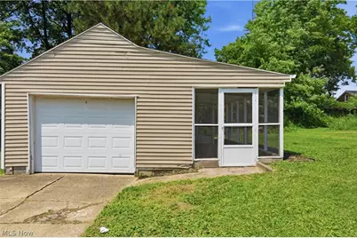 734 Pasadena Avenue, Youngstown, OH 44502 - Photo 36