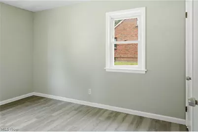 734 Pasadena Avenue, Youngstown, OH 44502 - Photo 12