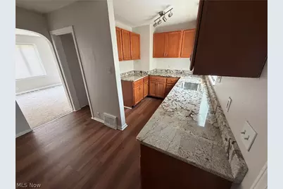 1106 Reed Avenue, Akron, OH 44306 - Photo 8