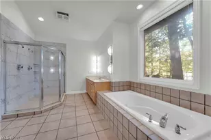 416 Castle Pines Dr, Akron, OH 44333 - Photo 28