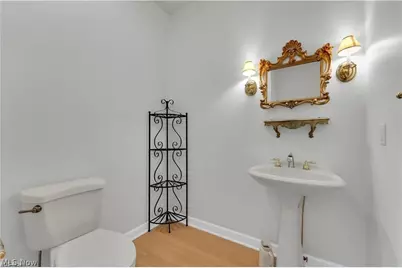416 Castle Pines Drive, Akron, OH 44333 - Photo 18