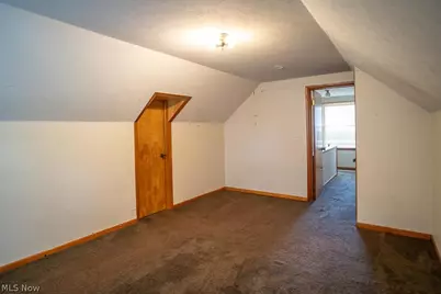 1853 Evergreen Avenue, Akron, OH 44301 - Photo 18