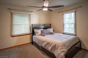 1853 Evergreen Ave, Akron, OH 44301 - Photo 12
