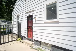 1853 Evergreen Ave, Akron, OH 44301 - Photo 26