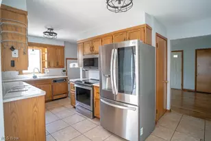 1853 Evergreen Ave, Akron, OH 44301 - Photo 6