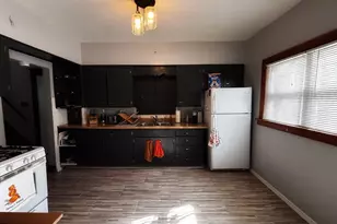 107 N Hartford Ave, Youngstown, OH 44509 - Photo 2