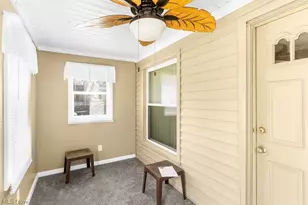 71 Elm St, Struthers, OH 44471 - Photo 8