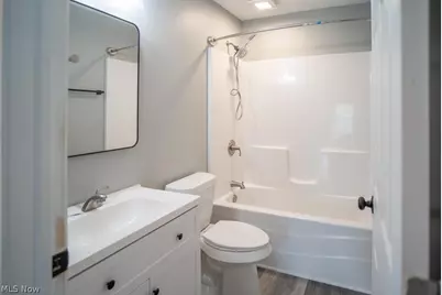 2250 4th Street SW, Akron, OH 44314 - Photo 10