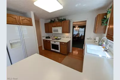 1958 E 84th Street, Loveland, OH 44103 - Photo 8