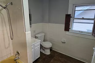 1098 Big Falls Ave, Akron, OH 44310 - Photo 12