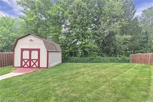 34900 Clear Creek Dr, North Ridgeville, OH 44039 - Photo 10