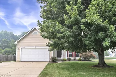 34900 Clear Creek Drive, North Ridgeville, OH 44039 - Photo 2