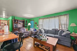 959 W Broadway St, Alliance, OH 44601 - Photo 6