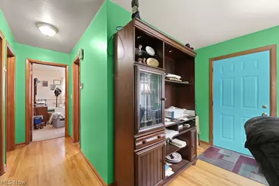 959 W Broadway Street, Alliance, OH 44601 - Photo 4