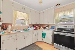 959 W Broadway St, Alliance, OH 44601 - Photo 10