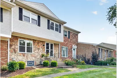 2040 Carlile Drive, Uniontown, OH 44685 - Photo 2