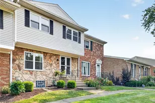 2040 Carlile Dr, Uniontown, OH 44685 - Photo 2