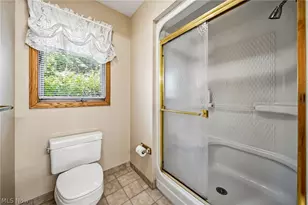 2898 Oakwood Dr, Willoughby Hills, OH 44094 - Photo 22