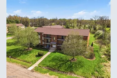 5240 Emil Avenue SW, Navarre, OH 44662 - Photo 2
